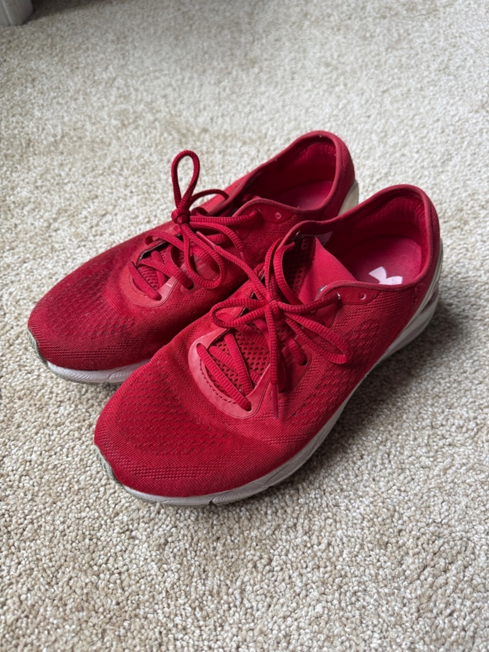 Under Armour Red Wisconsin Tennis Shoes Size 9